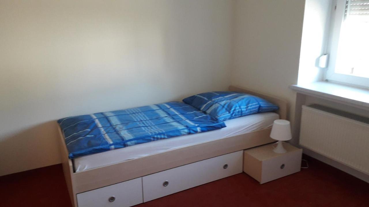 Gemuetliche Ferienwohnung In Laendlicher Lage 리자 외부 사진